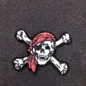 Pirqte Black Skull and Crossbones Patch Iron On